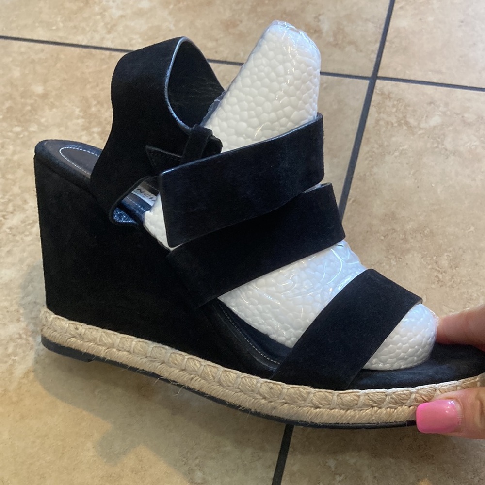 BALENCIAGA WOMEN'S WEDGE PLATFORM BLACK SUEDE SANDALS sz 40 - Picture 9 of 9